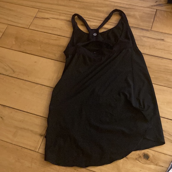 Lululemon,size 2,black. - Picture 2 of 2